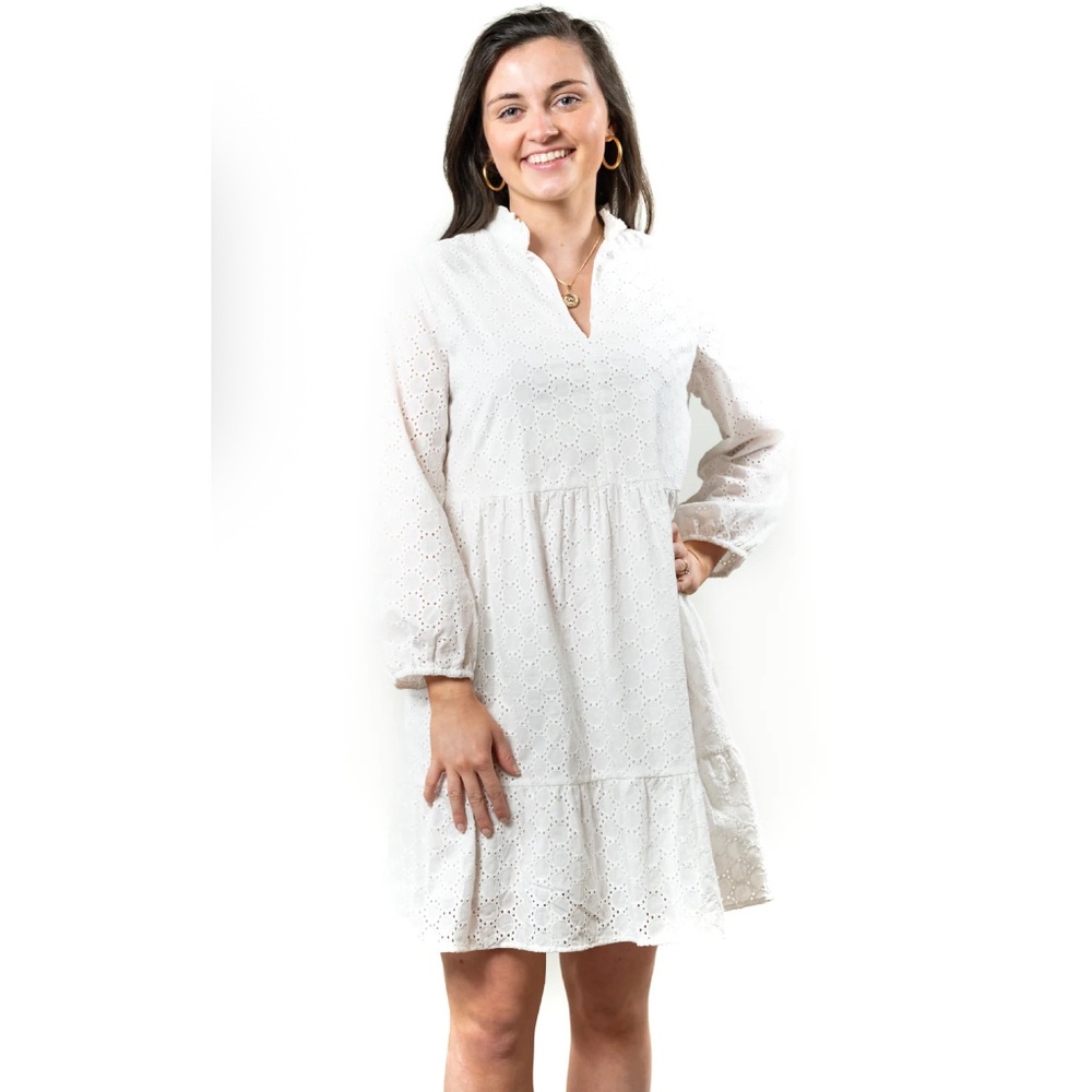 Liza Byrd Lilliana White Eyelet Dress NWT - Picture 1 of 3